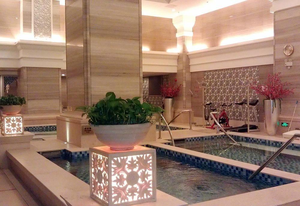 Water Way Hotel Guangzhou Bagian luar foto