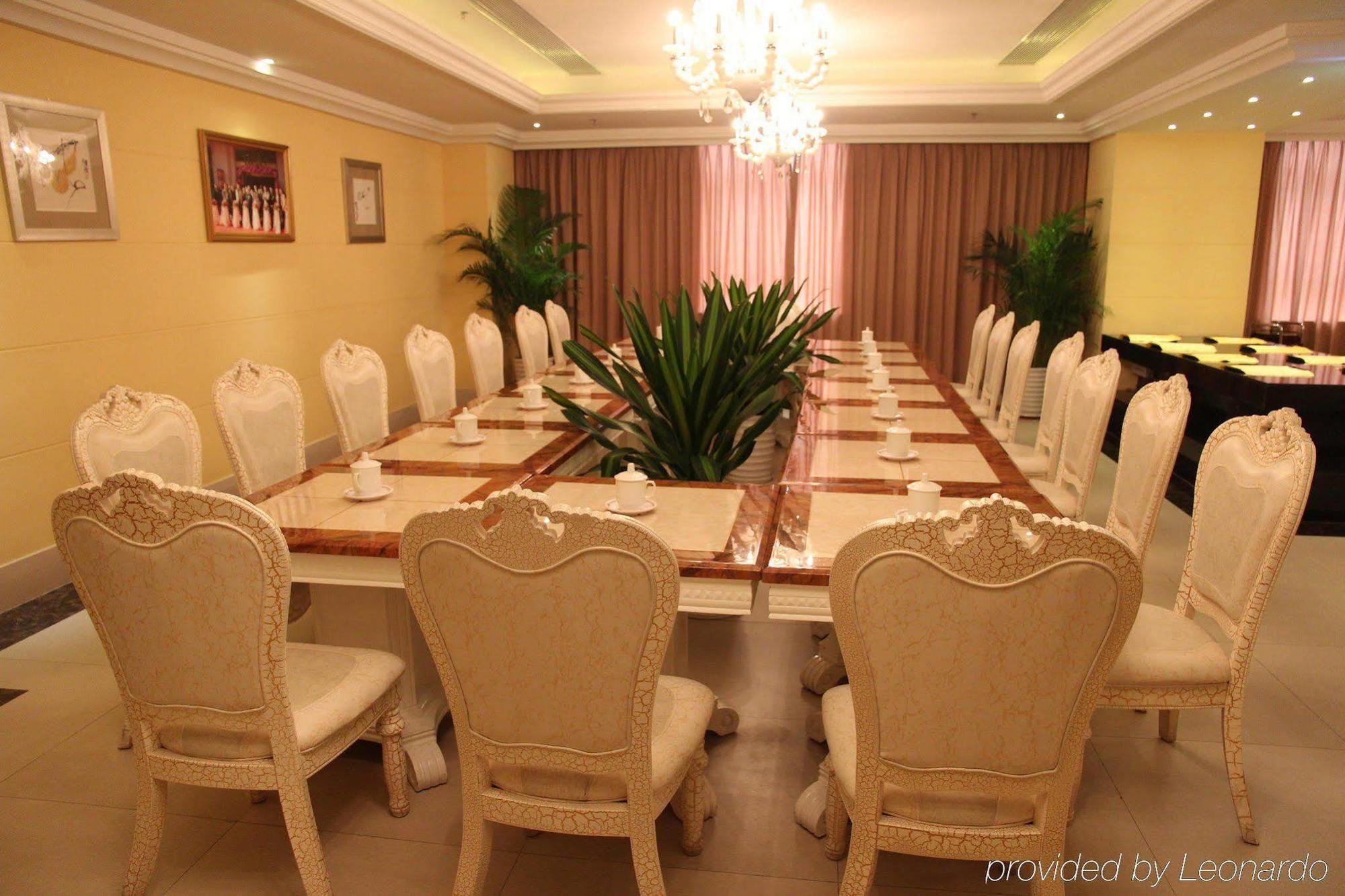 Water Way Hotel Guangzhou Bagian luar foto