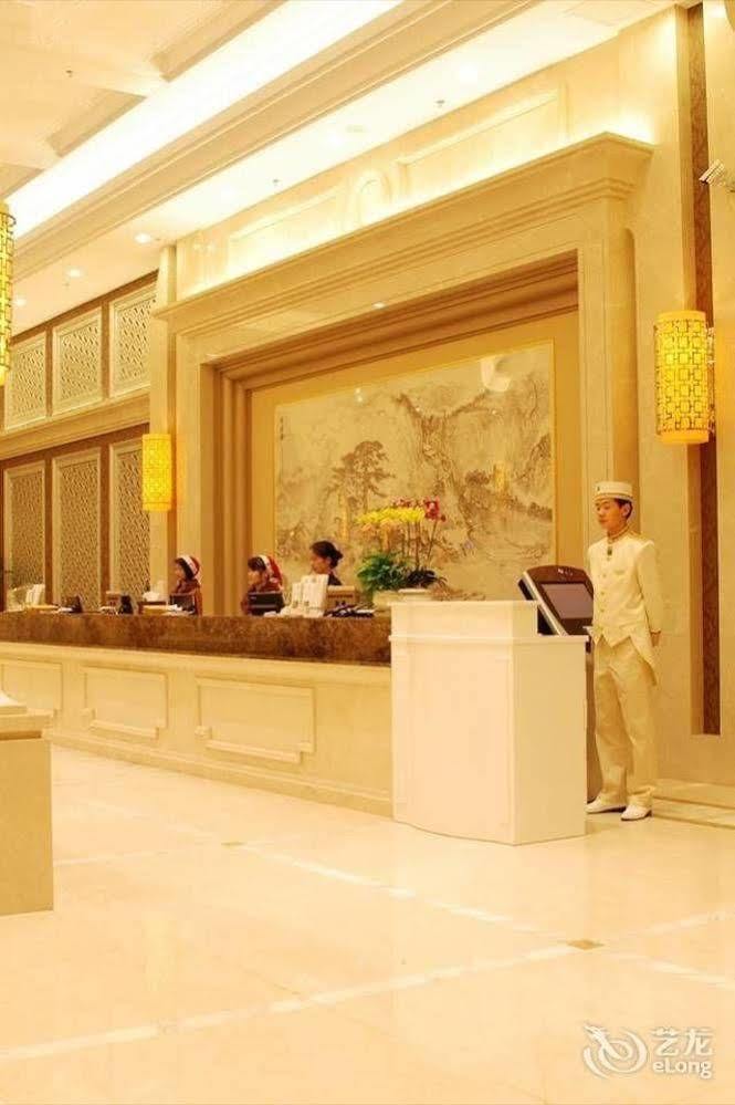 Water Way Hotel Guangzhou Bagian luar foto